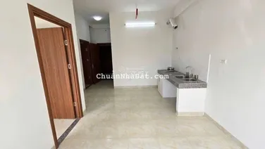 Chung cư không nội thất có bếp