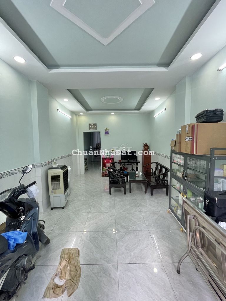 Bán nhà Tân Phú đường Khuông Việt kế Chợ 4,1 X 22m 4PN mới hẻm xẻ tải