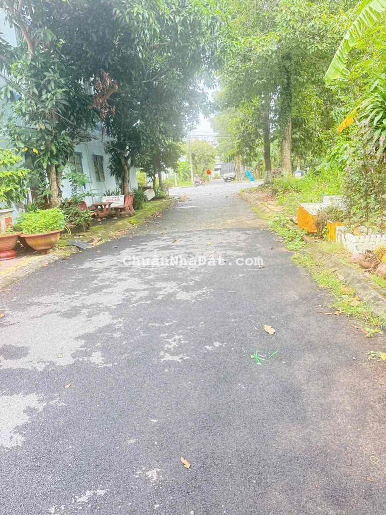 NỀN THỔ CƯ KHU DÂN CƯ TRƯỜNG AN UỶ BAN VÔ XÍU XIU