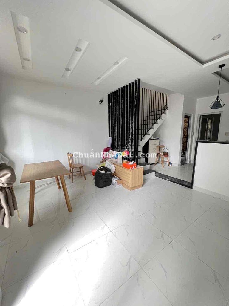 Bán nhà kiệt Nguyễn Phước Nguyên Thanh Khê