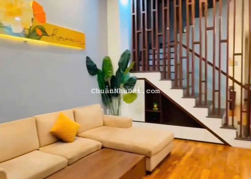 Cho thuê nhà kiệt 408 Tôn Đản, full nội thất