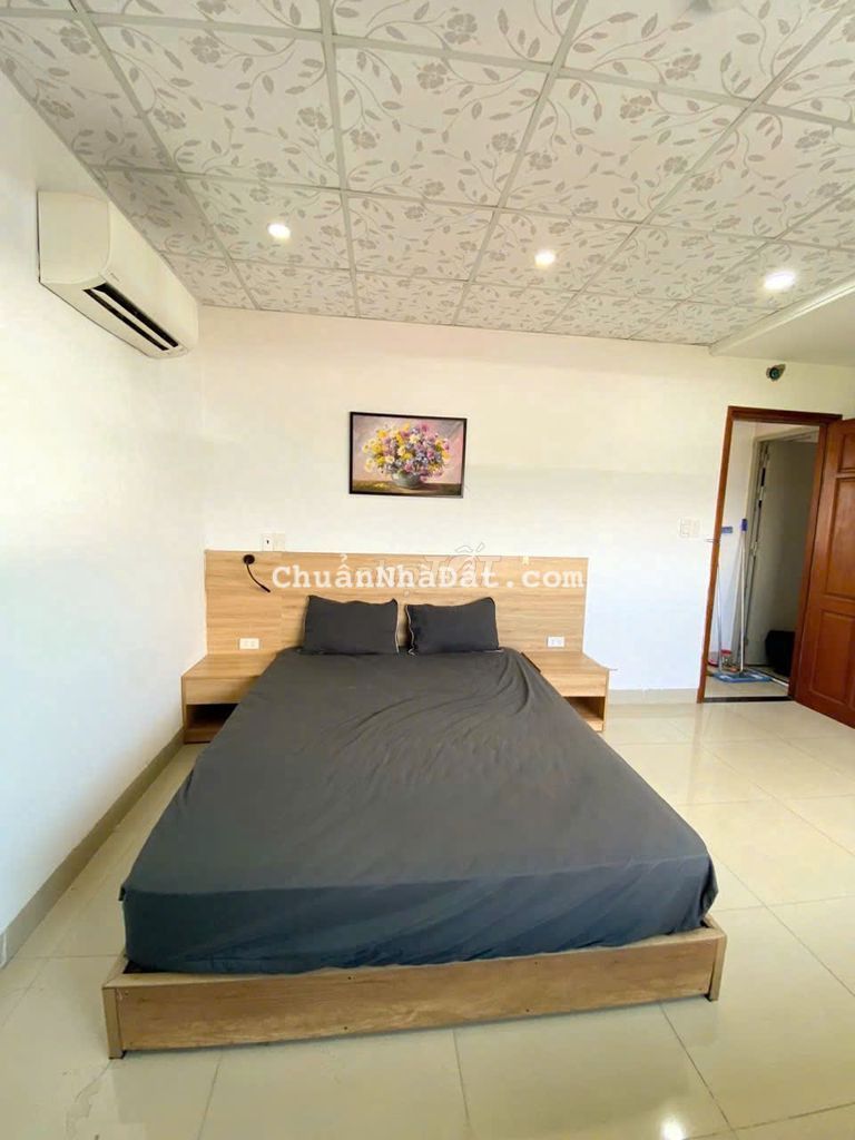 Cho thuê căn hộ đường 30 tháng 4, quận hải châu, bể bơi free, oto đỗ