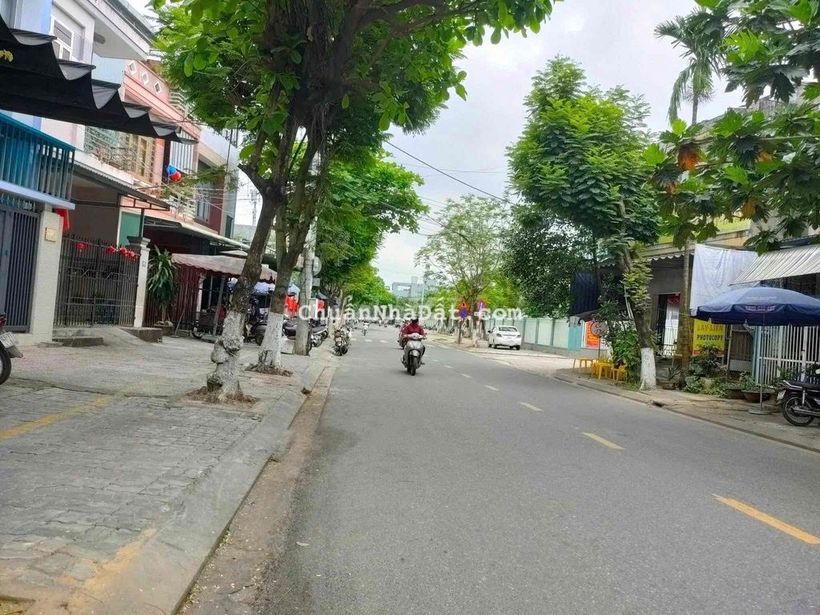 Bán đất tặng nhà C4 MT kinh doanh sầm uất Nguyễn Nhàn