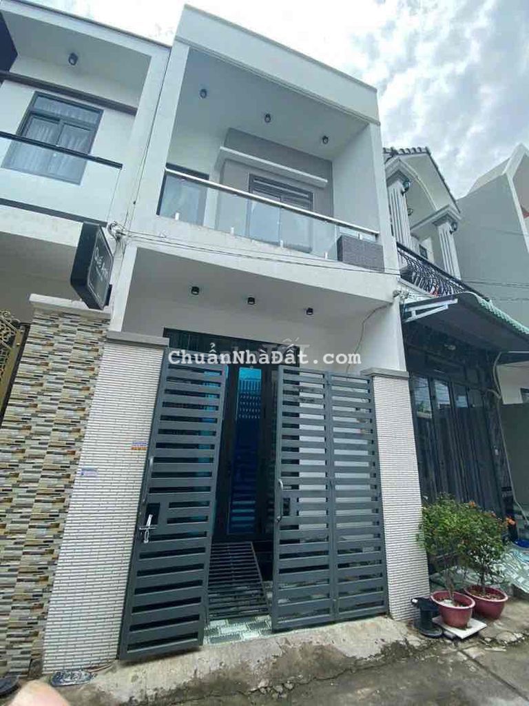 cho thuê nhà hẻm 557