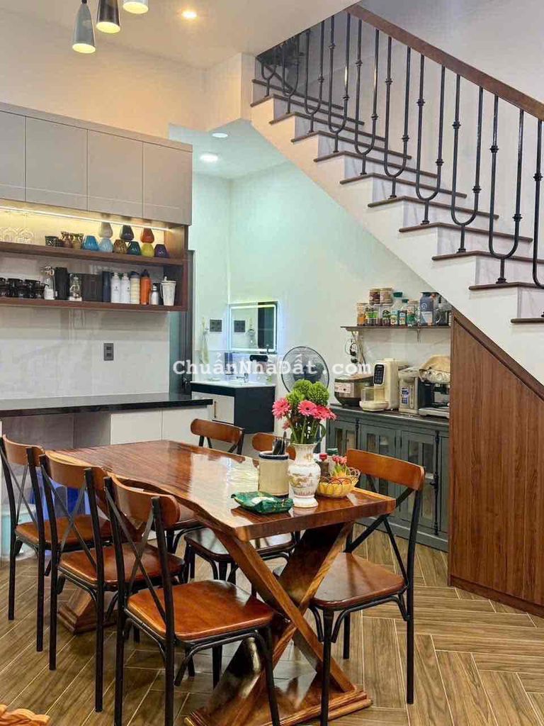 Nhà 2tầng Mới Đẹp Gần Biển