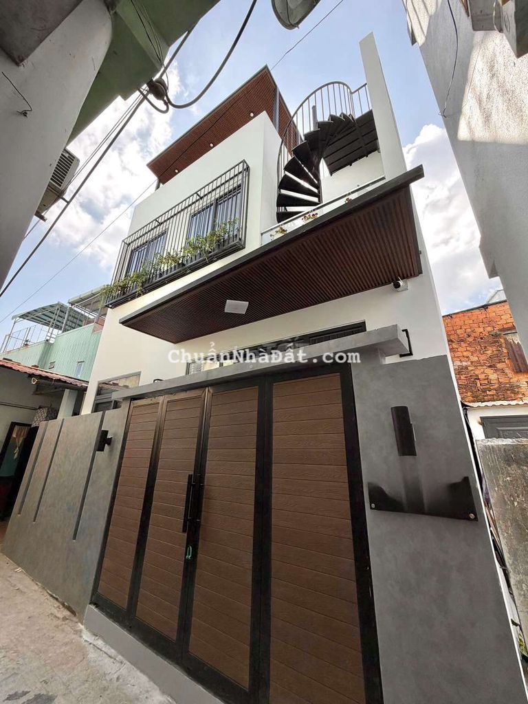 BÁN NHÀ 2.5 tầng mới 💯 ngay đường Văn cao ôtô đỗ gần nhà.