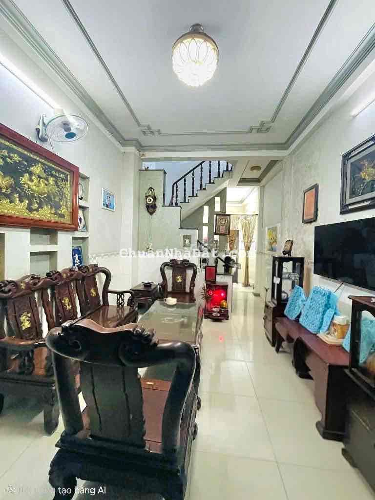 Phạm Đăng Giảng, Bình Tân: nhà 3 tầng, DT 4x15, giá 4.x tỷ