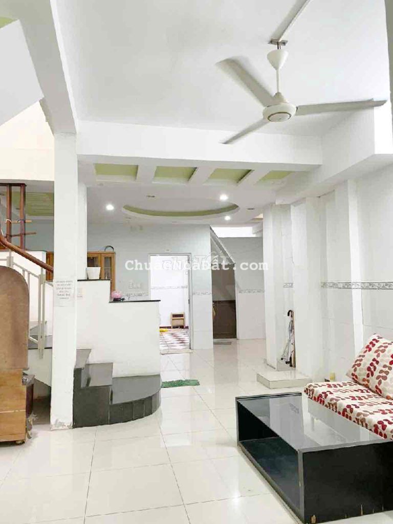 Bán Nhà Lô Góc Nguyễn Duy 106,5m2 Nỡ hậu 5,8m 4PN dòng tiền 12tr/tháng