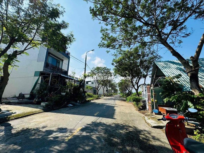 Tôi cần tiền bán đất gần làng đại học -Nguyễn trọng hợp