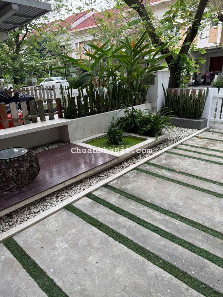 Bán nhà phô,biêt thu,ecoxuan quoc lo 13 giá tot