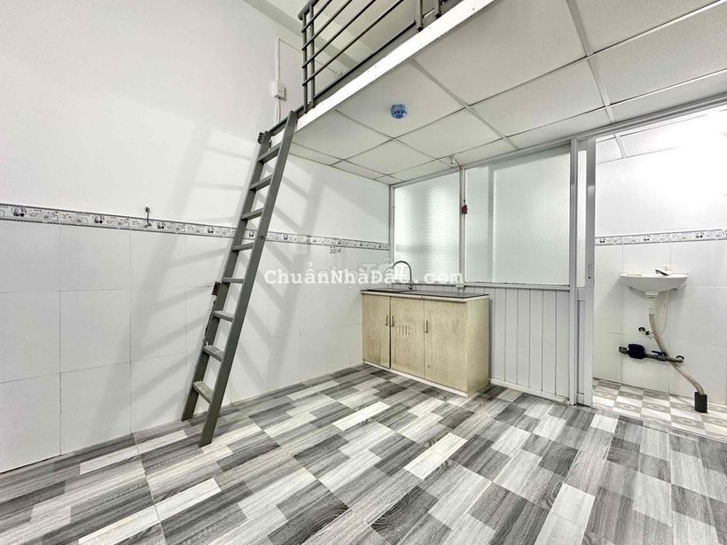 Duplex Sẵn Máy Lạnh, Ngay Chợ Bình Thành - Gần Liên Khu 4-5