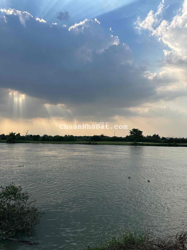 Chỉ 150tr có ngay đất ven sông đường nhựa 8m Phường Tân Triều
