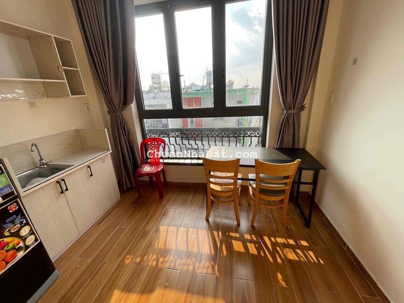 CHDV Lê Văn Thọ ngay Công Viẻn Làng Hoa ban công 28m3 full nt 4.5tr