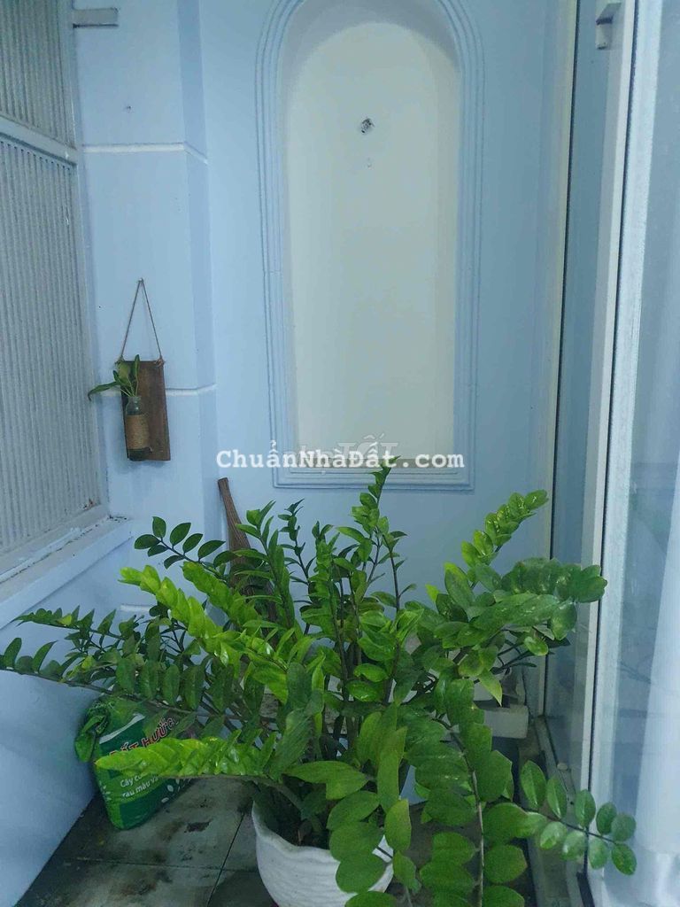 Hẻm 4m Đủ LG Âu Cơ. Dt 4x11m 1 lửng mới. Giá 4.8 tỷ