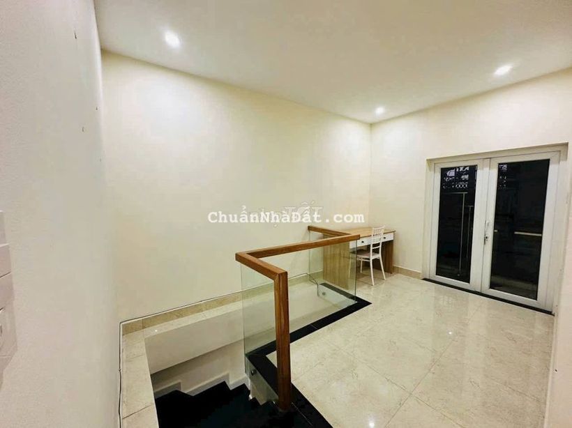 Giá r.ẻ - Cho thuê nhà 2 tầng k311 Nguyễn Hoàng, Hải Châu, Đà Nẵng