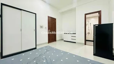 PHÒNG STUDIO FULL NỘI THẤT - TONE TRẮNG ĐEN - GẦN AEON TÂN PHÚ