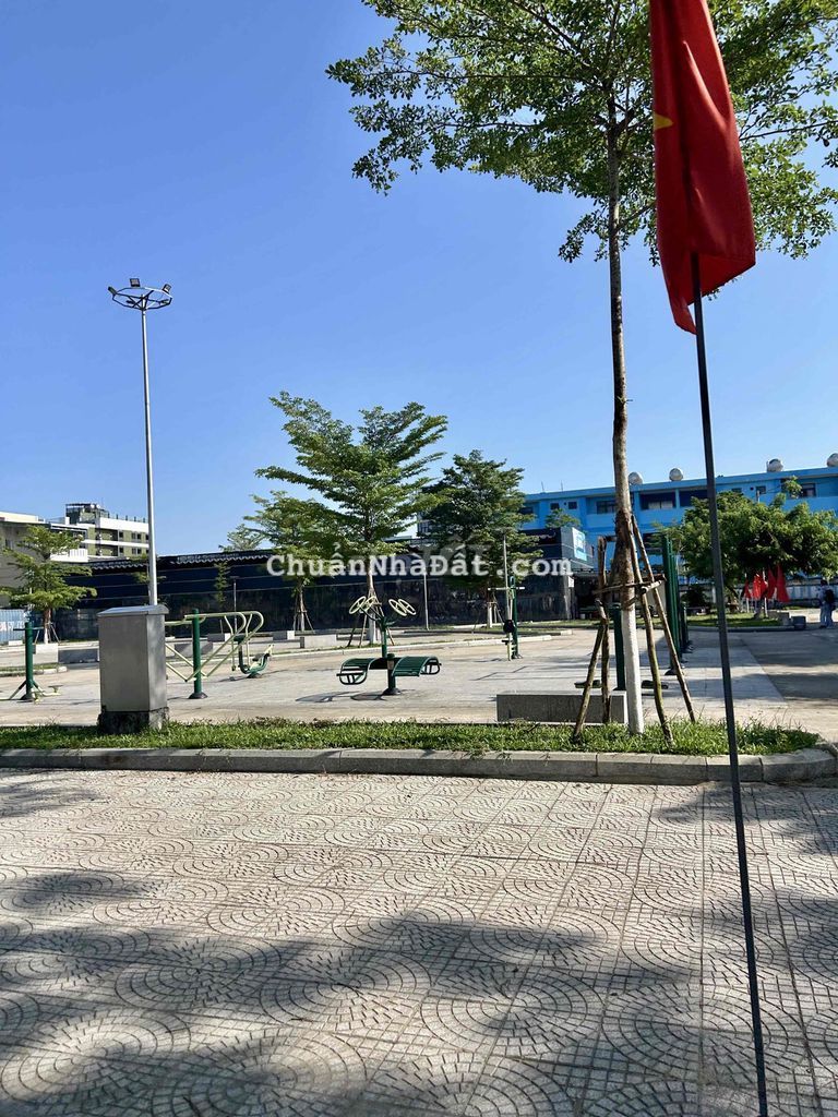 Chính Chủ Cần Gửi Bán Lô Đường Đông Trà - View Đối Diện Công Viên Đẹp