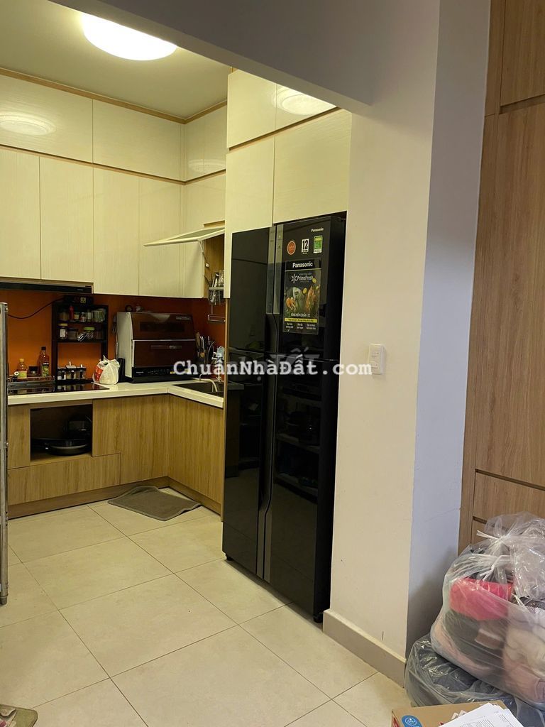 Bán Duplex Citi Esto 1PN1WC 59m2 , nội thất cơ bản giá 3.7 tỷ