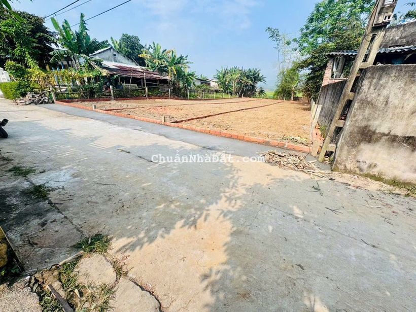 Bán lô đất 180m2 full thổ cư, gần chợ Đại Hiệp giá chỉ 1 tỷ 090tr