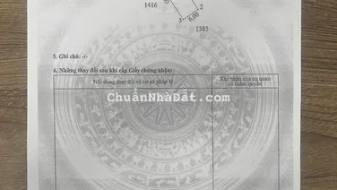 Cần ra đi miếng đất