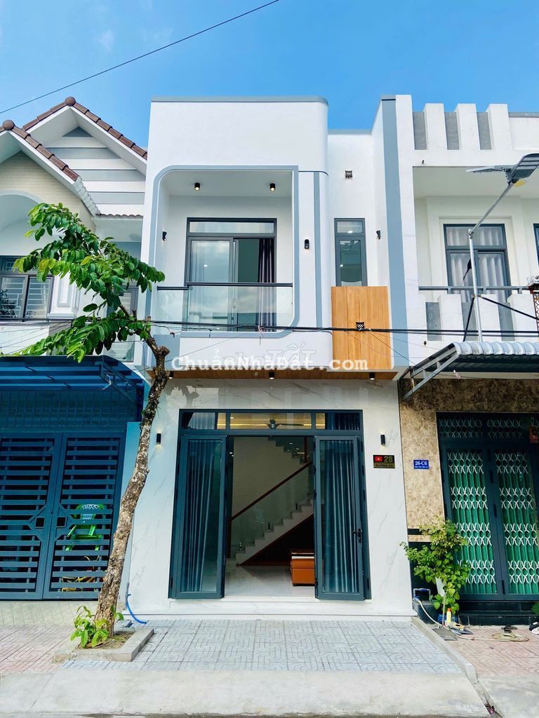 Chủ gửi Nhà mới 100%, 1 trệt 1 lầu, đường C6, Khu Dân Cư Phú An