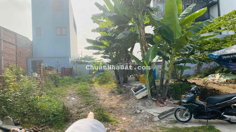 Hẻm 501 Hà Huy Giáp cách ngã 4 ga 1km