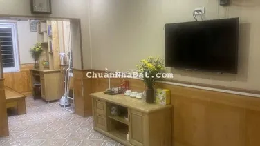 Căn hộ 55m2, đủ đồ, gần Bách-Kinh-Xây,BV Bạch Mai,ô tô đỗ cửa
