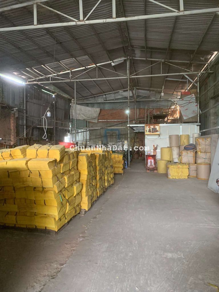 Cho thuê xưởng 7tr điện 3 pha đường Bùi Thị Xuân tân Bình dĩ an