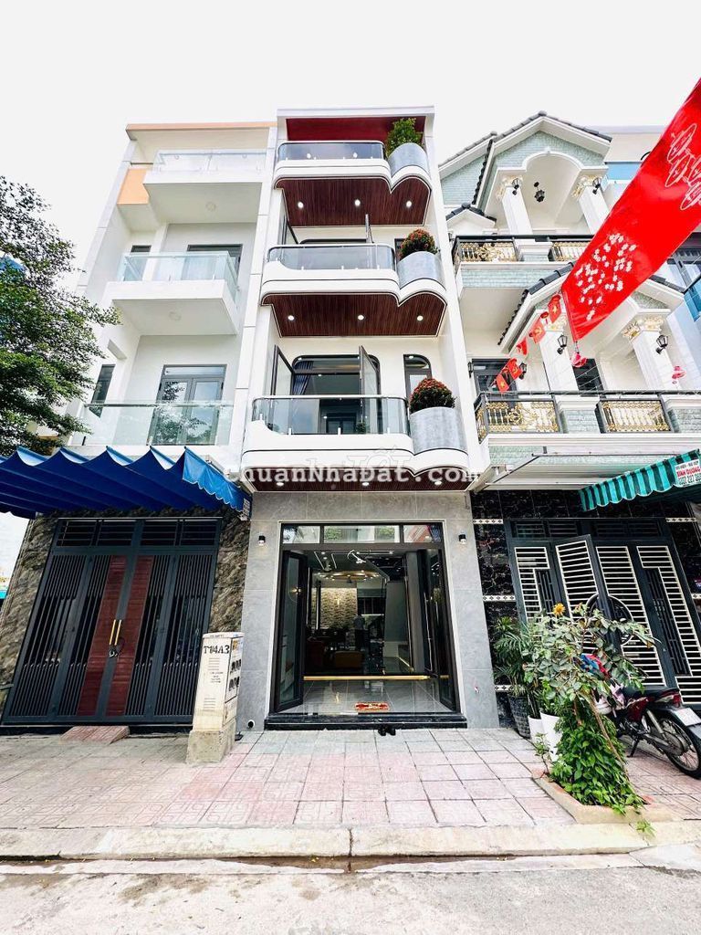 Bán Nhà 3 Tầng ( trệt, 2 lầu ) Giá 4.8 Tỷ KDC Phú Hồng Thịnh 8