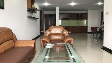 Chủ nhà bán căn hộ Giai Việt 150m2 3phòng 6Ty5 có sổ hồng