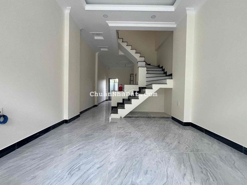 CHO THUÊ NHÀ MỚI 100% GẦN NGÃ 3 CÂY ĐIỆP DĨ AN