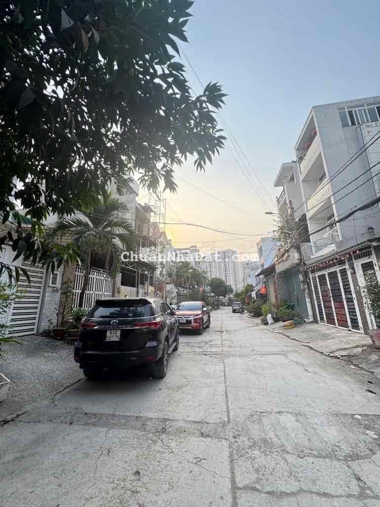 KHU PHÂN LÔ ĐƯỜNG 12m-NHÀ CẤP 4 THÔNG LUNG TUNG