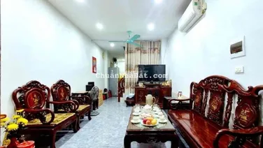 Hơn 3 tỷ có nhà đẹp Định Công Hạ-Lô góc,oto tránh-38m*4T;MT4m;4N