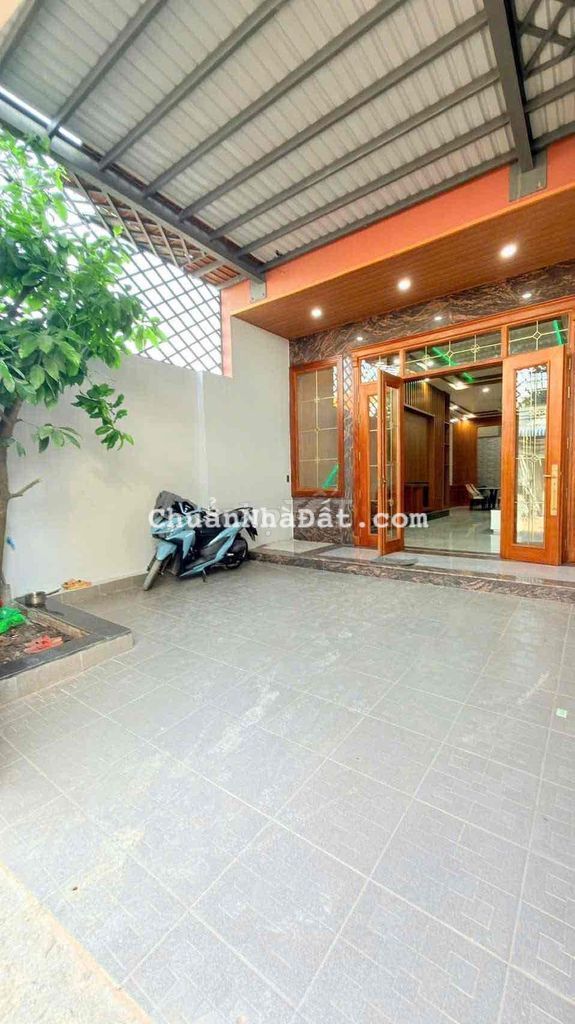 nhà 2 lầu gần ngã tư chiêu liêu giá 4 tỷ 850 triệu tl