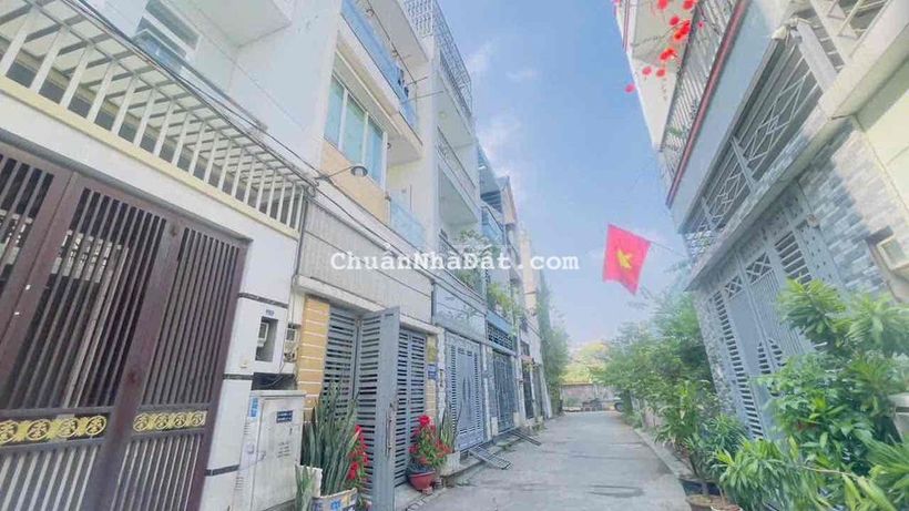 Bán căn nhà 1 trệt 2 lầu ST hẻm 5m Ngô Chí Quốc gần chợ Đầu Mối T Đức