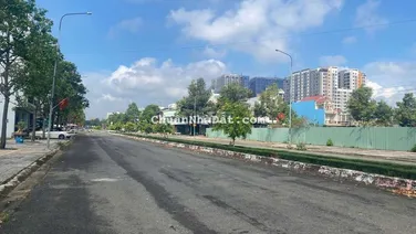 bán đất mt đg Lê Lợi trung tâm phú mỹ sát công viên,dt:5x22 giá 4.5ty