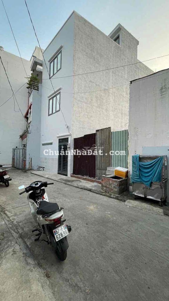 BÁN ĐẤT SONG HÀNH QL22 TRUNG MỸ TÂY QUẬN 12 – 2 MẶT HẺM XE HƠI – 4X14