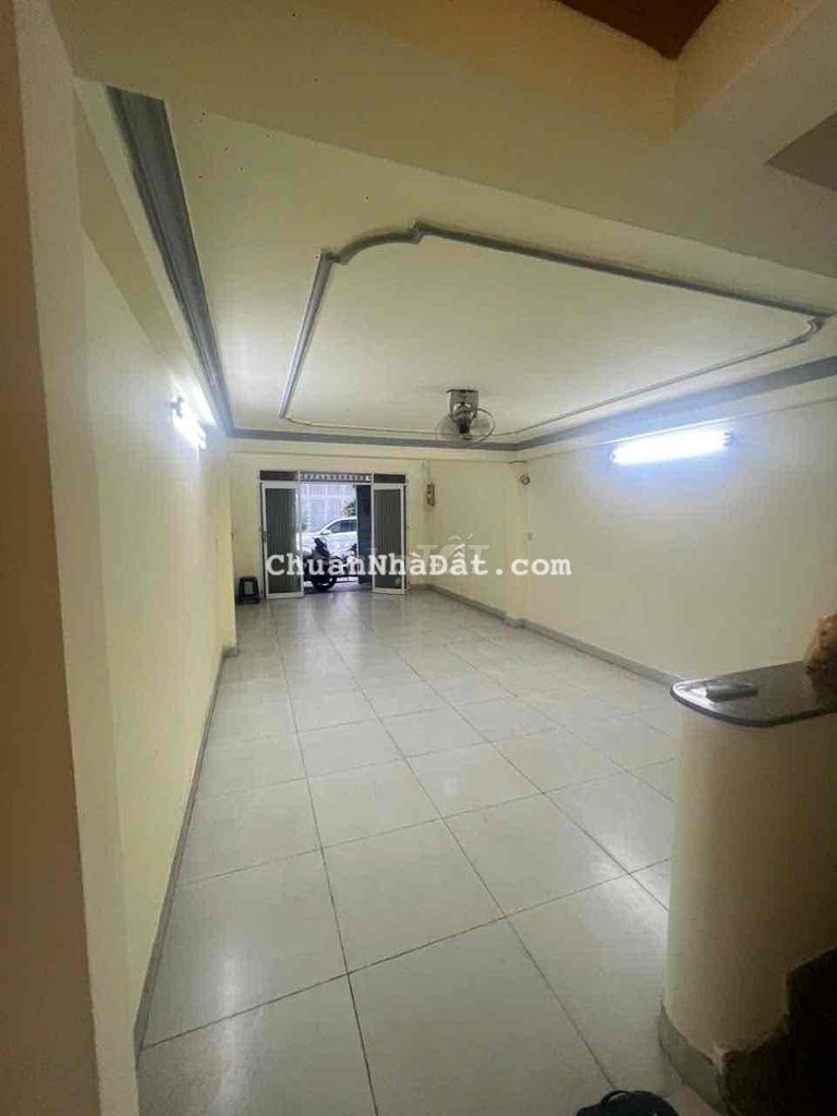 Cho Mặt Bằng 4x15m, đường số kế Lâm Văn Bền, Quận 7