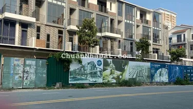 Bán nhà phố cao cấp hoà phú 2 mặt tiền ngay trung tâm thương mại TPMoi