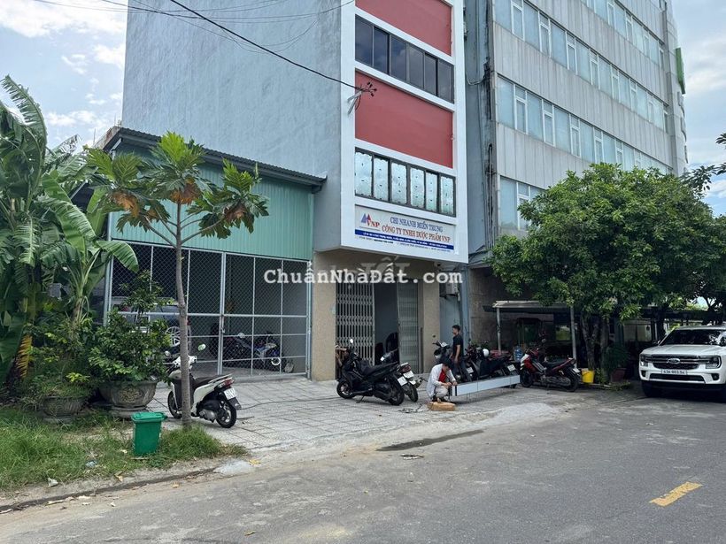 Mặt tiền Nam Trân chỉ *** 1 lô đang chào bán