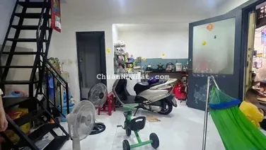 Chính chủ bán nhà hẻm 439// Đoàn Văn Bơ Q4 (phường Xóm Chiếu) sát Q1