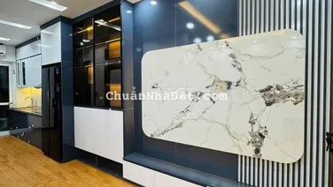 Hơn 3 tỷ có căn CC đẹp sổ hồng Kim Văn Kim Lũ-Mặt phố-Thang máy-50m:2N