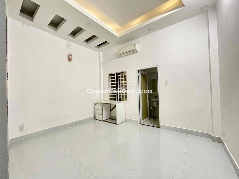 Phòng 25m2 Nguyễn Tư Giản có máy lạnh, tủ áo, nệm, máy giặt