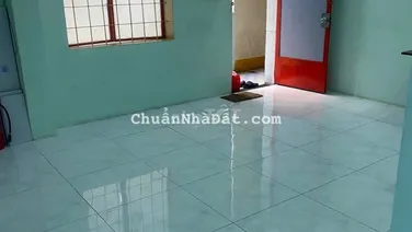 Bán chung cư B1 Trường Sa -ĐH Thủy Lợi, gần trung tâm, sổ hồng riêng.