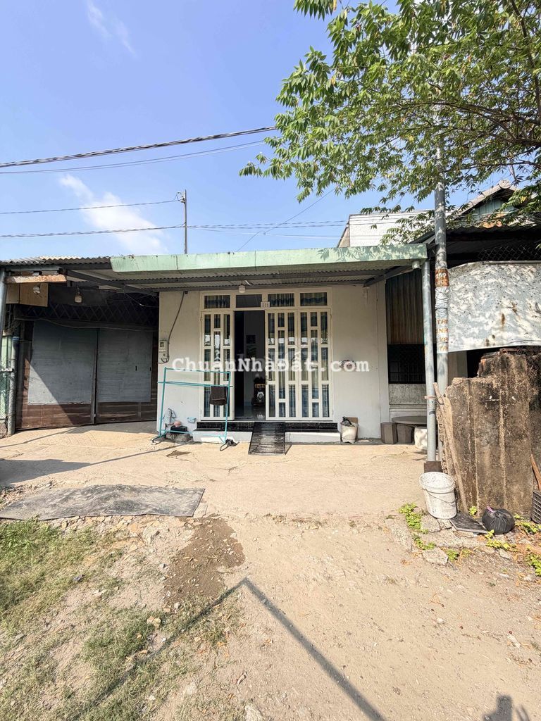 BÁN NHÀ CẤP 4 ( bửu hoà củ). DT: 4,5x14=60M2. GIÁ: 1tỷ