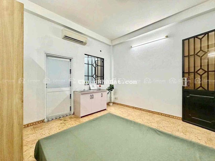 PHÒNG STUDIO ĐẦY ĐỦ NỘI THẤT - CỬA SỔ TRỜI , ĐI BỘ QUA AEON TÂN PHÚ