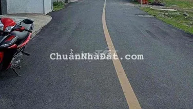 2 Tỷ 700 Căn Nhà 5,2 x 68 Nở Hậu 8m SHR Thổ Cư 100% nằm 1 xẹc TL 9