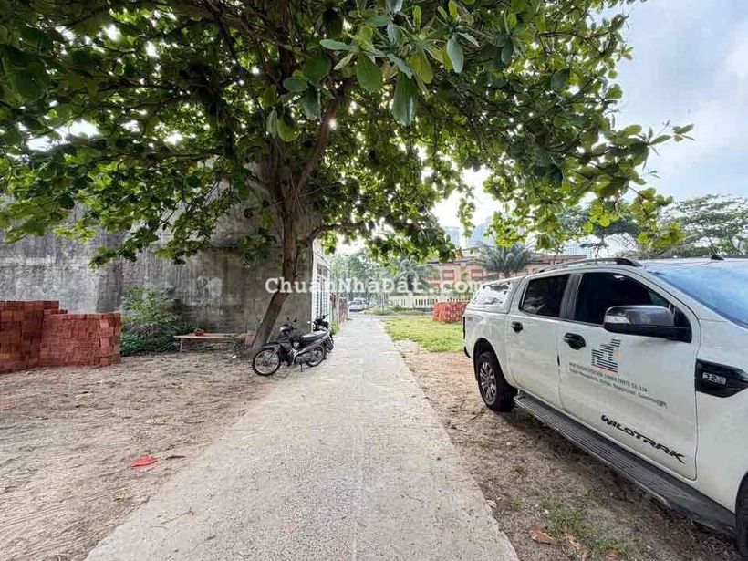 đất kiệt nguyễn đình sơn trà sát biển dt140m giá 6ty400 lh ***