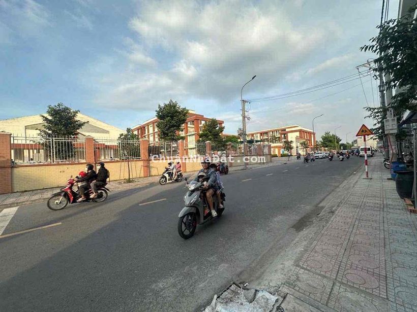 bán lô dất đông hoà C phường đông hoà gần ĐHQG