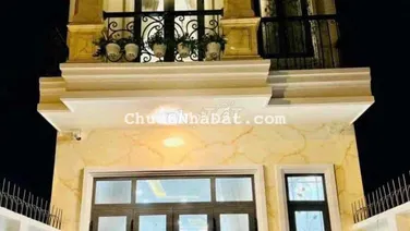 Nhà 1 trệt 1 lầu mặt tiền Dx025 Phú Mỹ, Thủ Dầu Một - Vị trí gần Chợ